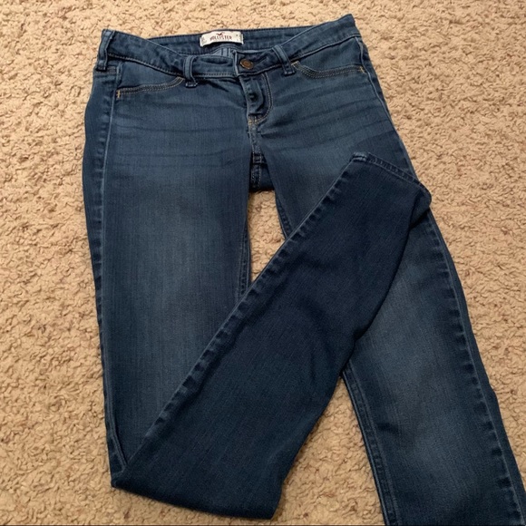 Hollister skinny jeans - Picture 2 of 8